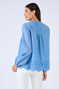 Blouse base brodée