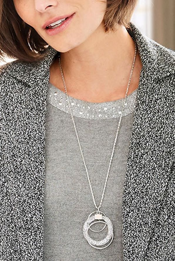 Sautoir avec pendentif