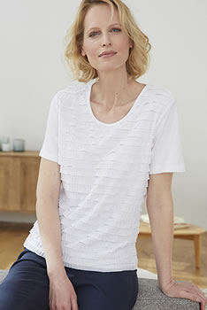 T-shirt devant volanté