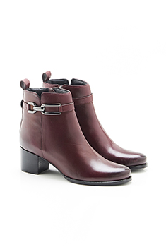 Boots avec boucle fantaisie