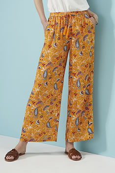 Pantalon large 7/8ème crépon imprimé cachemire