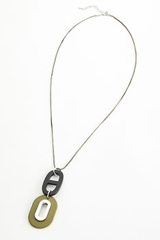 Collier avec médaillon