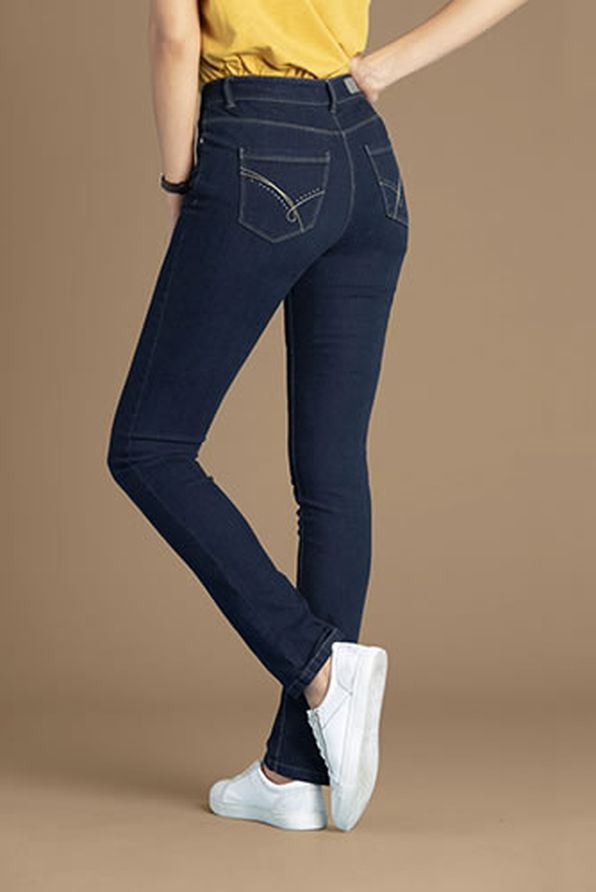 Jean 5 poches «ventre plat» Perfect Fit by Damart® Coupe slim
