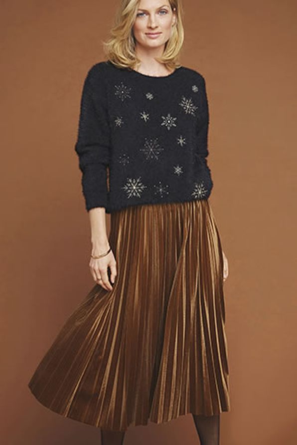 Pull maille poilue flocons brodés