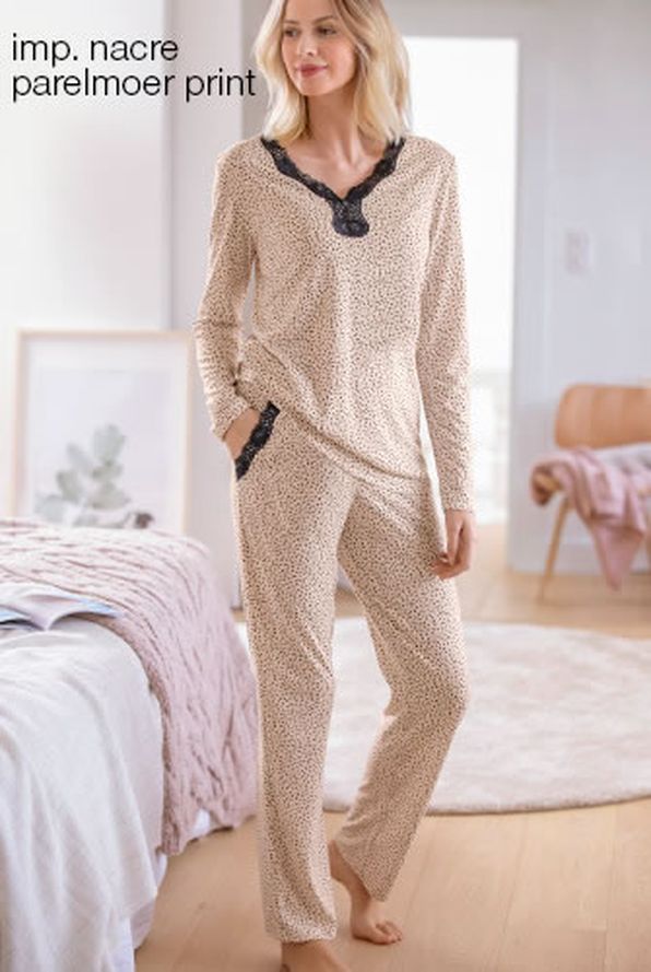 Pyjama plumetis et dentelle Thermolactyl®