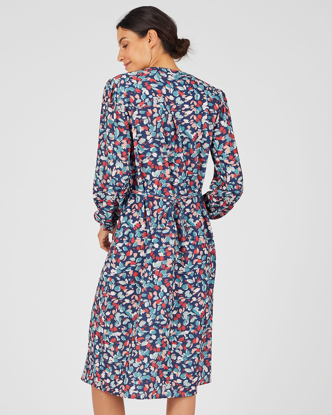 Robe boutonnée crêpe reliéfé