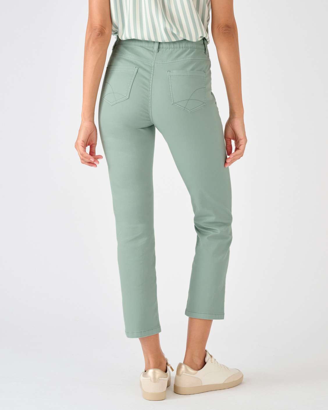 Pantalon 7/8ème fantaisie boutonnée