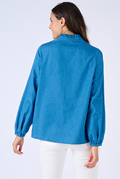 Chemisier en denim brodé