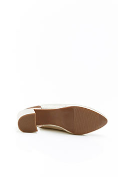 Escarpins ouverts à bout pointu