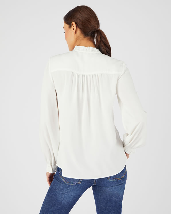 Blouse col volanté