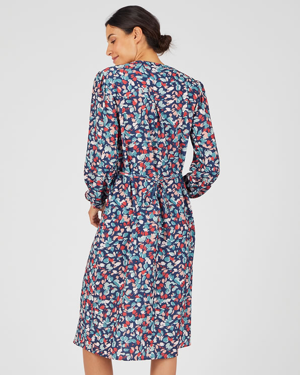 Robe boutonnée crêpe reliéfé