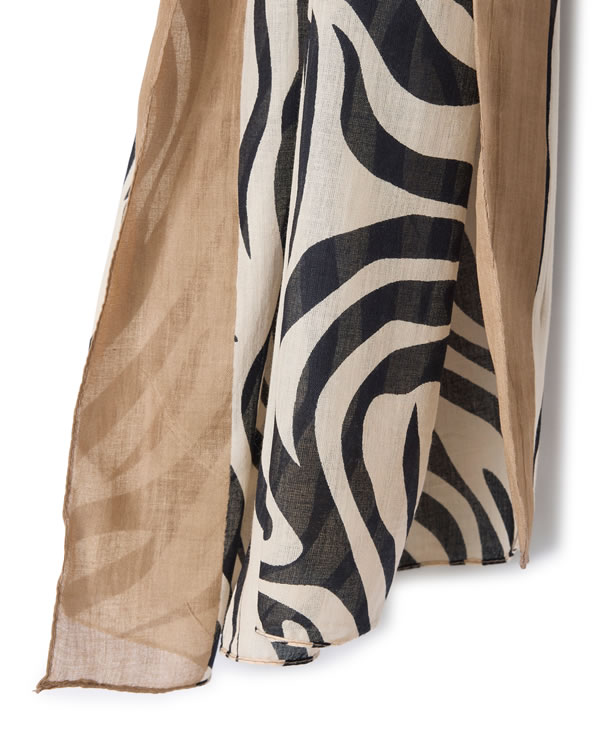 Foulard imprimé animalier pur coton