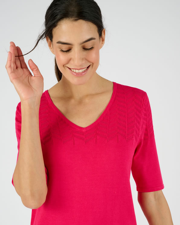 Pull plastron ajouré fantaisie