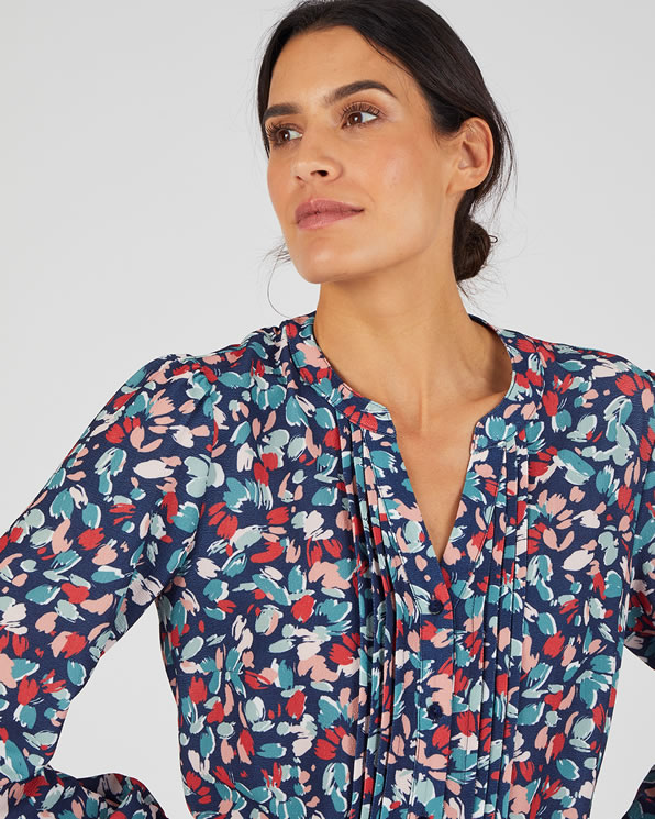 Robe boutonnée crêpe reliéfé