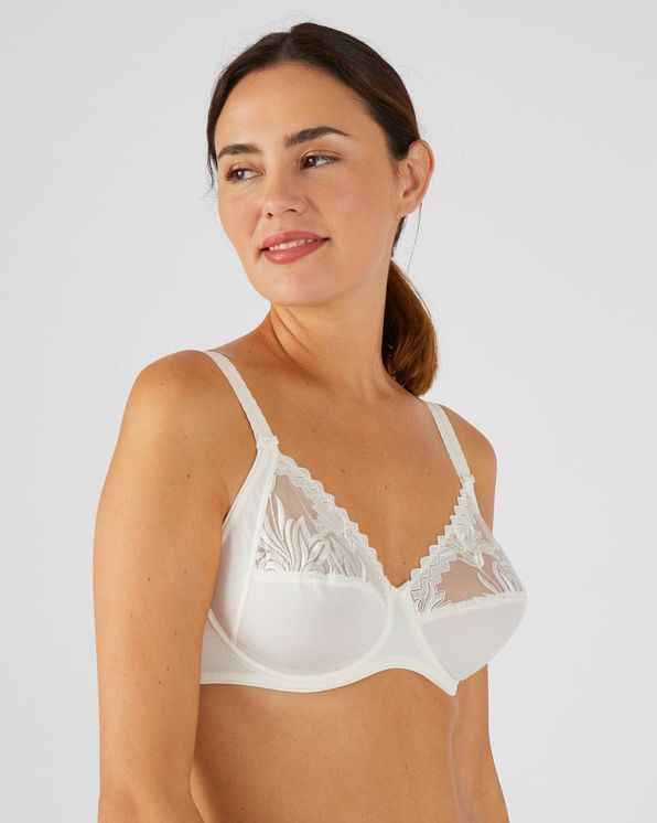 Soutien-gorge "Amazone" de Chantelle®, à armatures