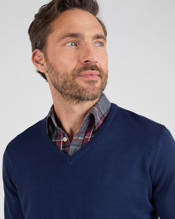 Pull classique encolure V avec laine