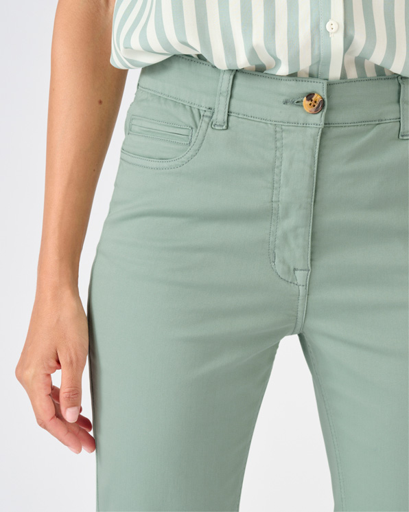 Pantalon 7/8ème fantaisie boutonnée