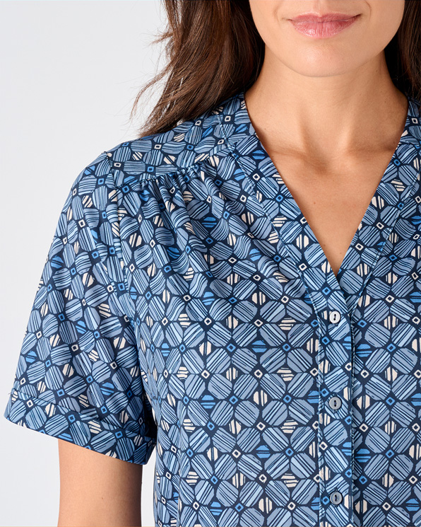 Blouse manches courtes en maille crêpe