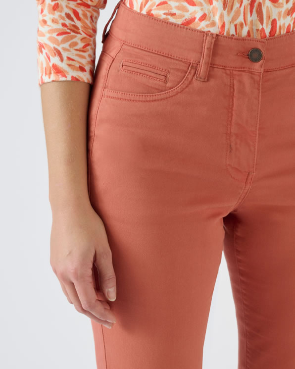 Pantalon 7/8ème boutons bas de jambes