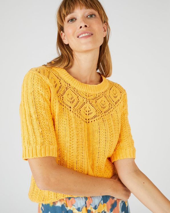 Pull effet crochet