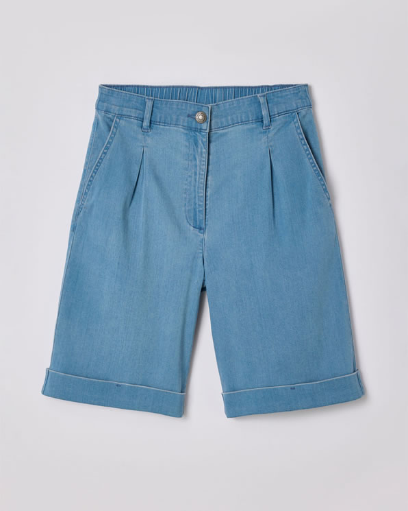 Short en denim léger