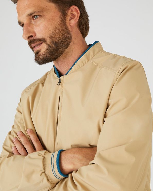 Blouson coupe-vent et déperlant