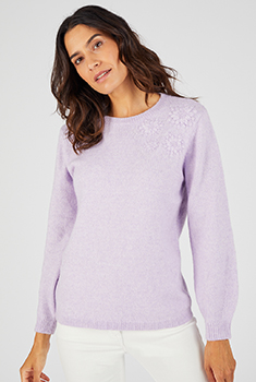 Pull doux broderie fleur