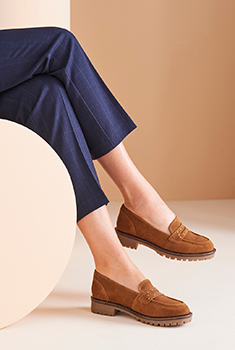 Mocassins Amortyl détails cloutés