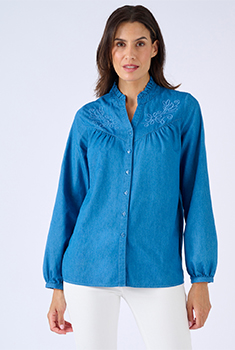 Chemisier en denim brodé