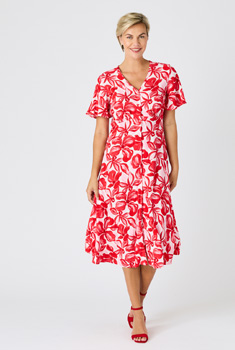 Robe tissu crêpe manches papillon