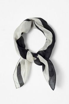 Foulard carré de soie