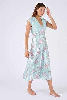 Chemise de nuit satin et dentelle