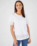 T-shirt brodé ajouré