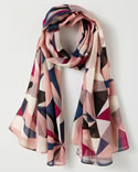 Foulard motifs graphiques