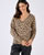 Pull à boutons uni ou imprimé animalier