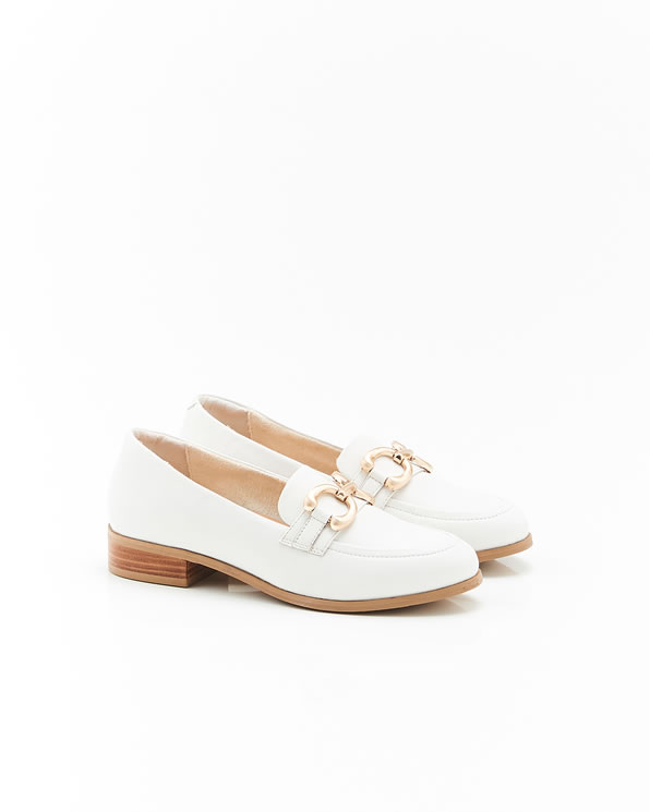 Mocassins avec chaînette coloris argenté