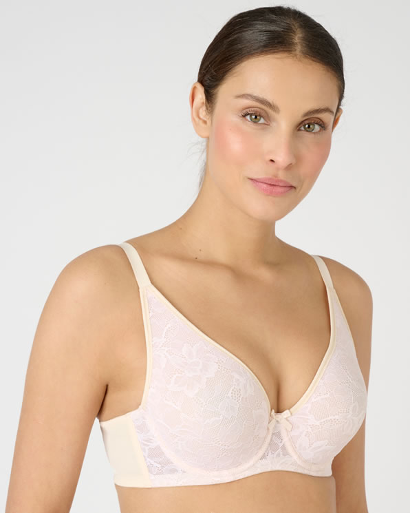 Soutien-gorge spacer minimiseur